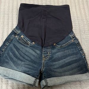 Levi Strauss Maternity Short
